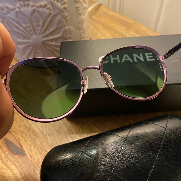 Chanel Sunglasses - Picture 5 of 6